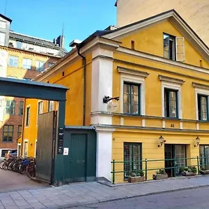  Vandrarhem Lilla Brunn